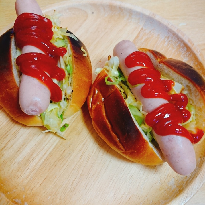 炒めキャベツとホワイトウインナーのロールパンサンド レシピ 作り方 By やっすん 楽天レシピ